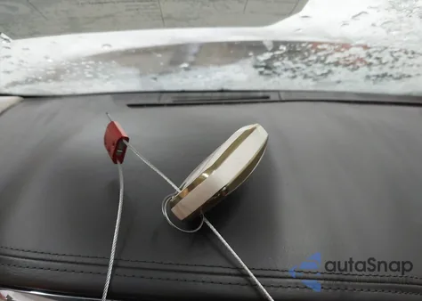 2017 Lincoln Continental Black Label z USA, uszkodzony, nr VIN 1LN6L9BCXH5611449